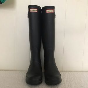 tall hunter boots